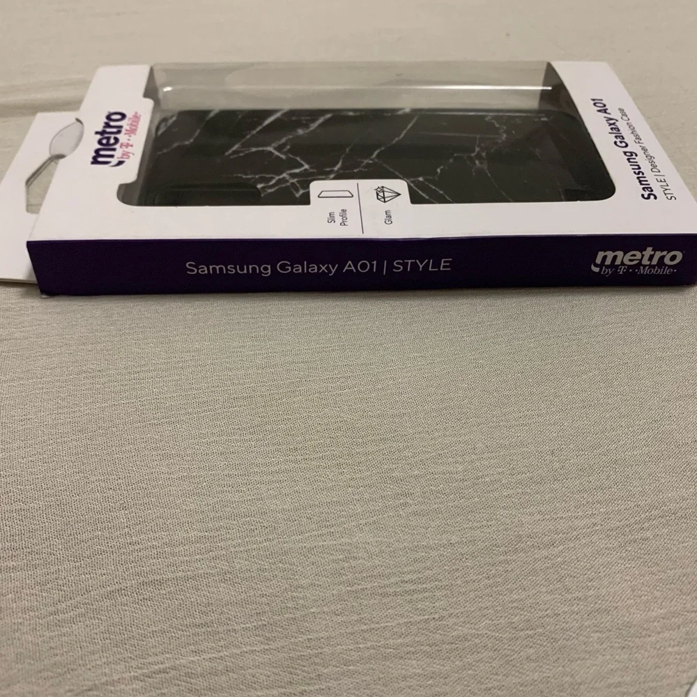 Samsung Galaxy A01 Style | Design Fashion Case Metro by T-Mobile